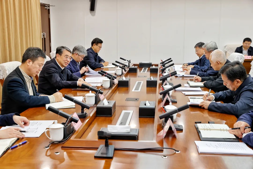 张成中在国家矿山安全监察局调研时强调强化时时放心不...